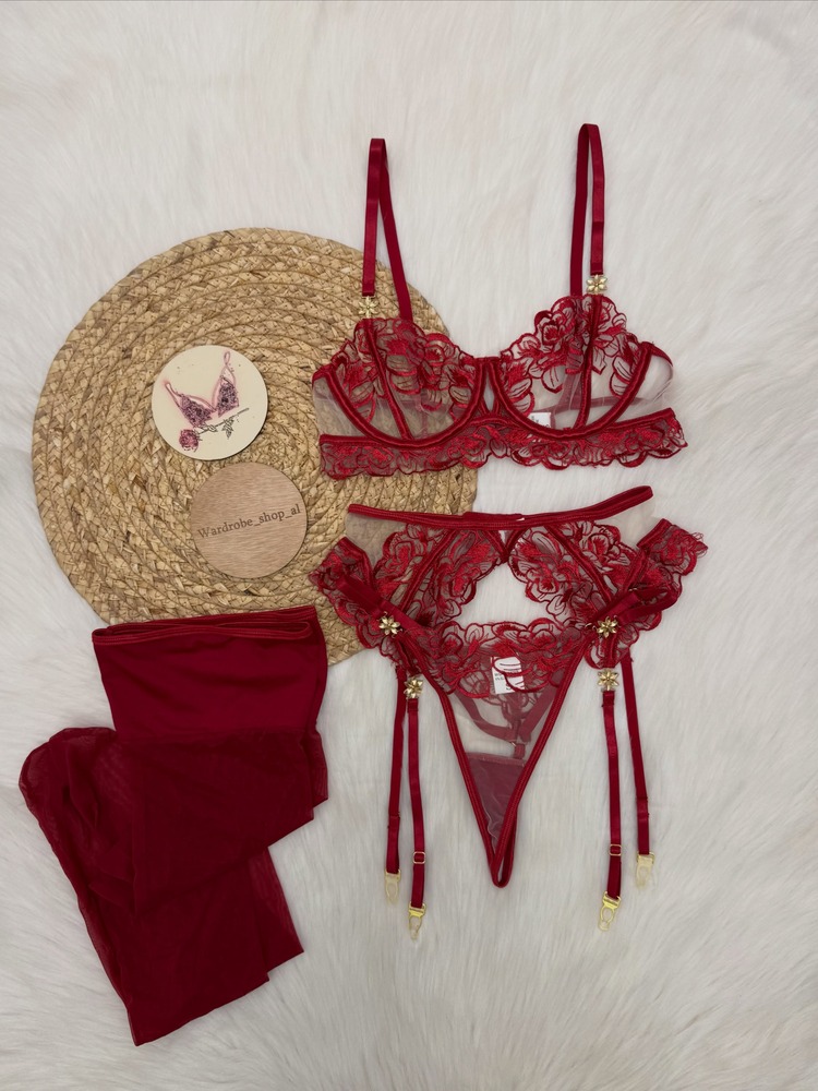 Damen-Dessous-Set in Burgunder – Lace Bralette Set Bewertung und Preis